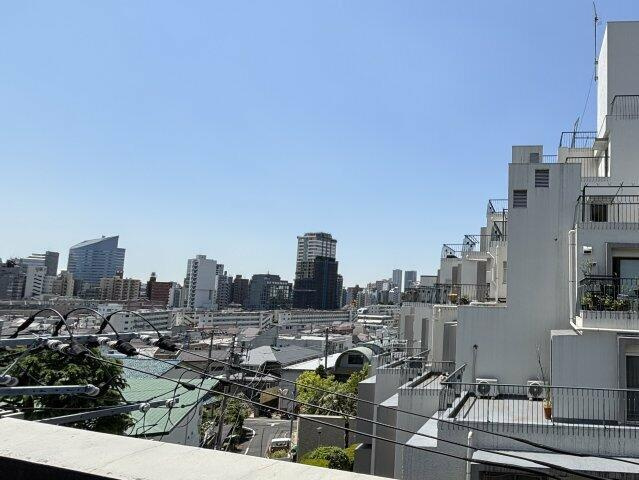 エクセルシオール目黒三田の展望