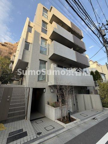 エクセルシオール目黒三田の外観
