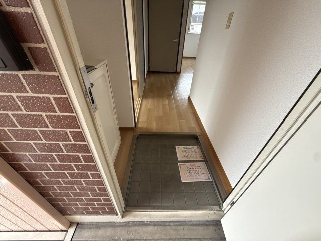 サンシティ中ノ町 Ｎ棟の玄関
