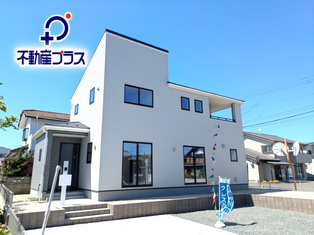 【いわき市平沼ノ内第7／全1棟】　デザイナーズ新築建売　パントリー・WIC付！