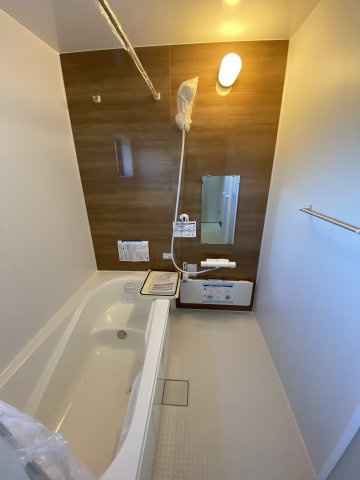 【平赤井2期／1号棟】あると嬉しい家電プレゼントキャンペーン実施中(^^♪の浴室|同施工◆ユニットバスの写真です◆　フルオート機能で、時間帯を気にせず、家族全員が暖かい湯船に浸かることができます。　一日の疲れを癒してくれそうですね♪