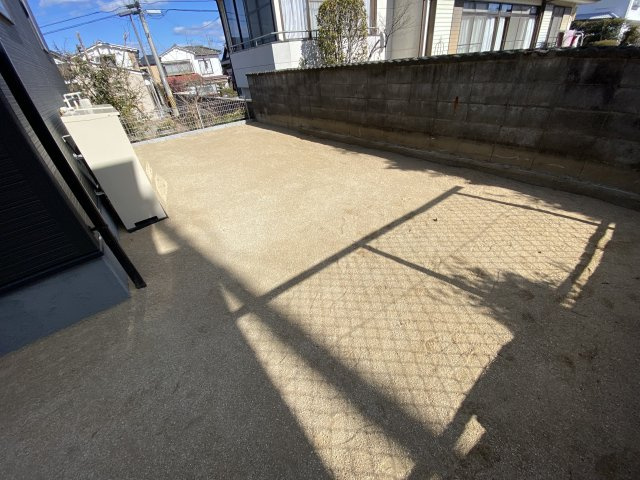 【平赤井2期／1号棟】あると嬉しい家電プレゼントキャンペーン実施中(^^♪の庭|休日は家族みんなで夢のマイホーム探しに出かけてみませんか！（＾＾）♪
お問い合わせは不動産プラスまで☆


