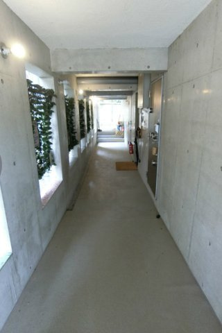 荻窪カフェレジデンスのロビー