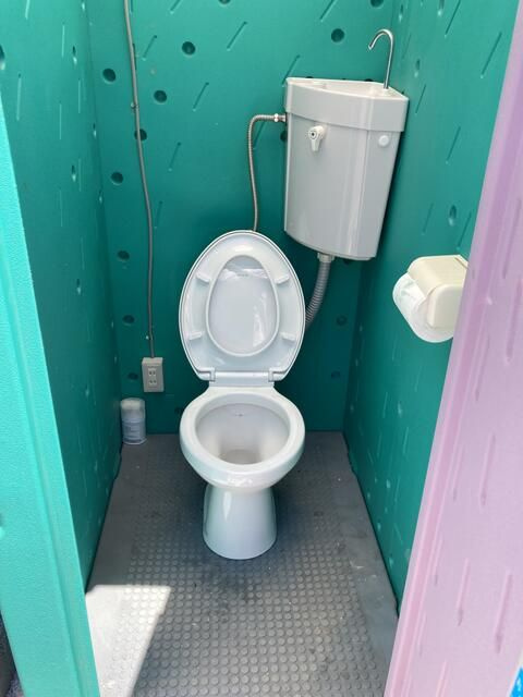 汲沢町貸倉庫
