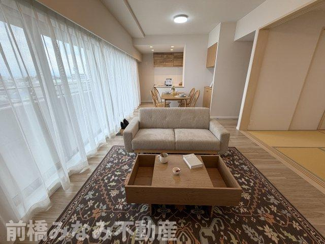 【中古マンション】前橋市本町　ポレスター　502号室　3LDKの居間・リビング|ゆったりとしたリビングです