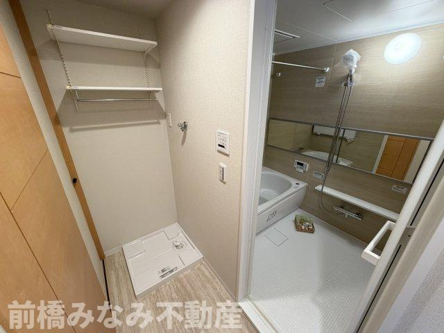 【中古マンション】前橋市本町　ポレスター　502号室　3LDKの洗面所|明るい洗面所です