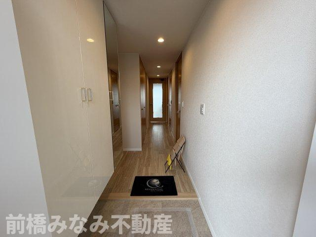 【中古マンション】前橋市本町　ポレスター　502号室　3LDKの玄関|落ち着いた玄関です