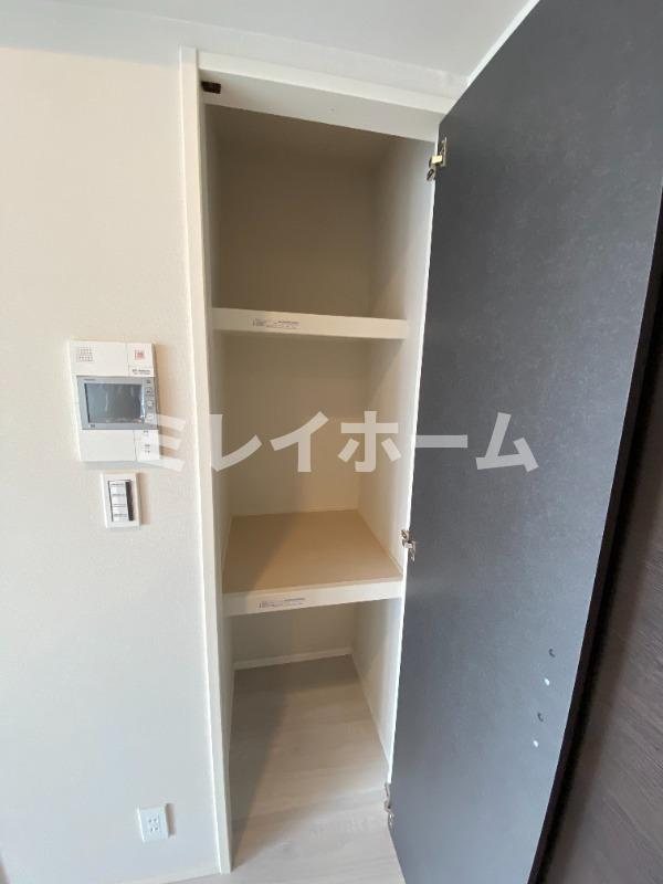 メゾンドアーク南大井の収納