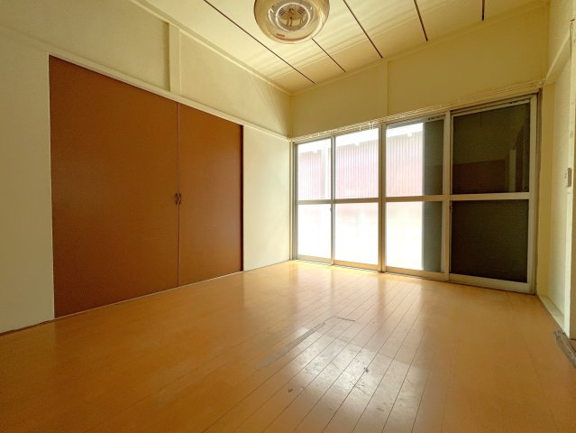 酒造（ミキ）貸家の洋室