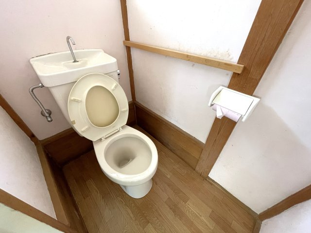 酒造（ミキ）貸家のトイレ