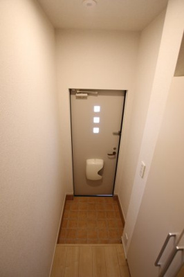 【玄関】 | クレールメゾン美原