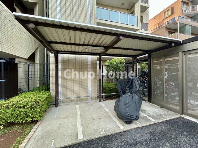 クレアホームズ北綾瀬の駐車場|【バイク置場】最新の空き状況や費用などの詳細は担当スタッフまでお問い合わせください。