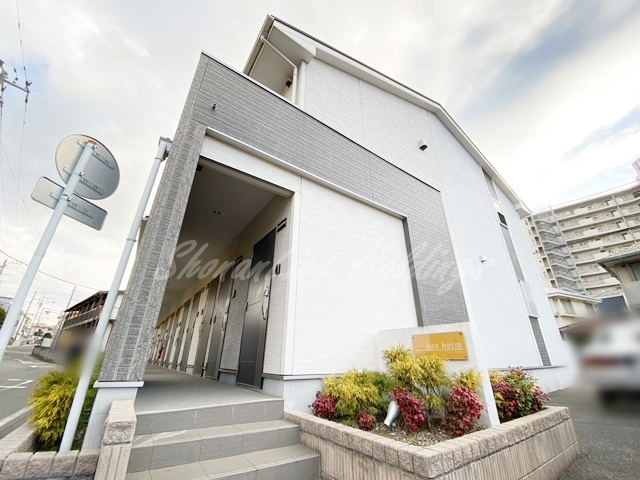 藤沢市亀井野のアパートの外観
