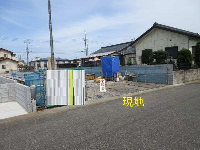 【仲介手数料無料】新築戸建　滑川町月の輪6-8-1（全1棟）の前面道路含む現地写真