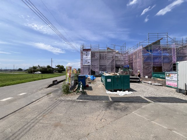 新築　藤岡市下戸塚　Livele Garden.S　3号棟の駐車場|現地写真　駐車スペースは2台分可能です！
