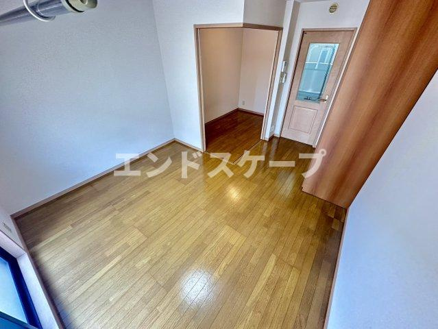 ＲｅＮａＸｉＡ　Ｋａｗａｈａｒａの洋室|高崎、前橋のお部屋探しはエンドスケープまで！お客様の理想お聞かせ下さい♪