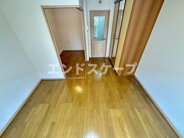 ＲｅＮａＸｉＡ　Ｋａｗａｈａｒａの洋室|高崎、前橋のお部屋探しはエンドスケープまで！お客様の理想お聞かせ下さい♪