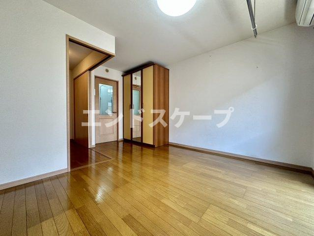 ＲｅＮａＸｉＡ　Ｋａｗａｈａｒａの洋室|高崎、前橋のお部屋探しはエンドスケープまで！お客様の理想お聞かせ下さい♪