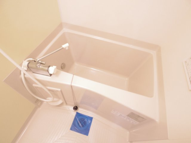 ＭＥＬDＩＡ新座の浴室