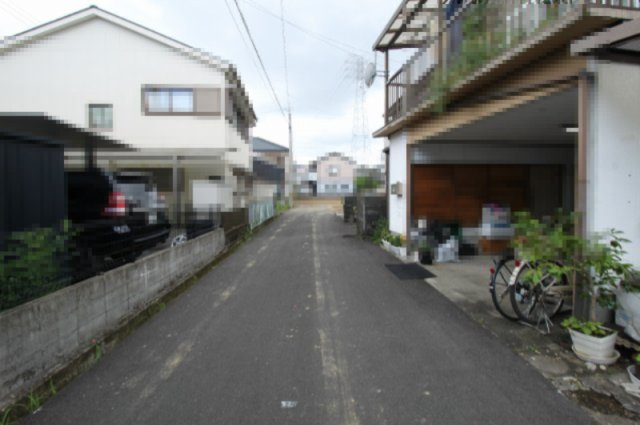 高知市中万々　新築戸建　プレミアム仕様　②　（全2区画）の前面道路含む現地写真|南側　私道　4.0ｍ　接面　11.2ｍ