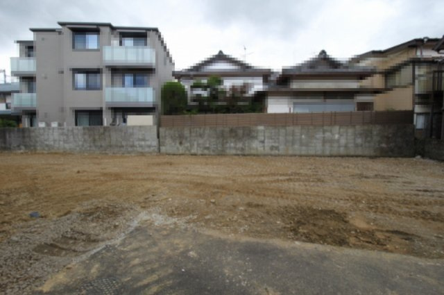 高知市中万々　新築戸建　プレミアム仕様　②　（全2区画）の外観|②　土地面積　160.86㎡（約48.66坪）建物面積　103.02㎡（約31.16坪）