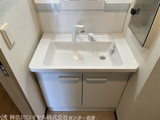 【独立洗面台】