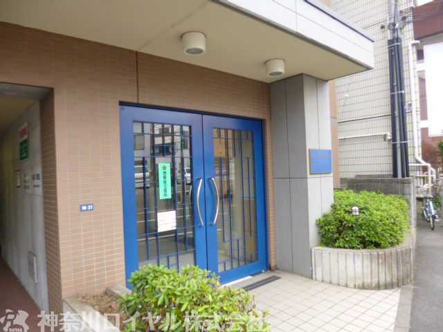 【エントランス】