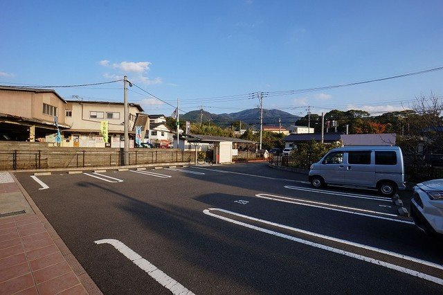 【駐車場】 | エスペランザ茶屋の原 | カースペースがあります