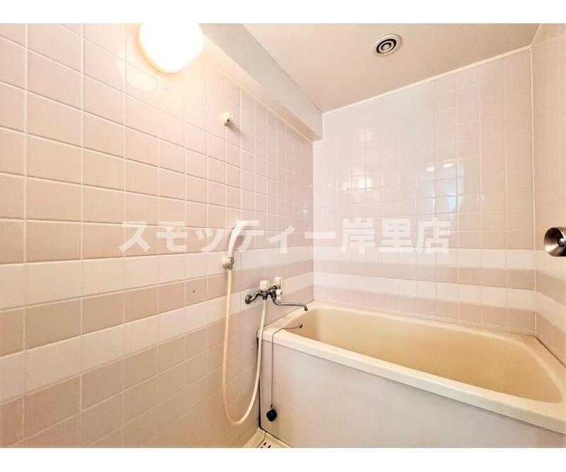 ドリーム中加賀屋の浴室