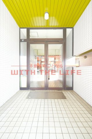 第15上野ビル【キャッシュバック対象物件】のエントランス|毎日通るエントランスはこのようになっています
