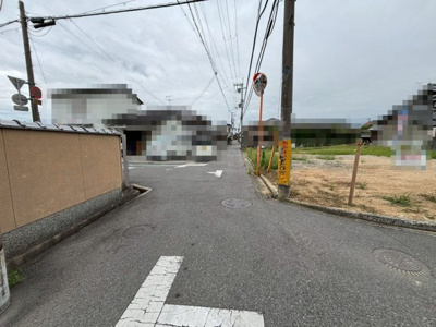 【前面道路含む現地写真】 | 陶器北　売土地 | 【建築のご提案が可能です】どんな家を建てる事ができるのだろう？と感じたらイエストアへご相談を！イエストアスタッフが設計士と共にご希望に沿った間取りをご提案を致します♪