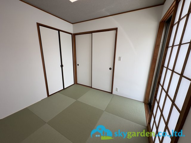 茅ヶ崎市菱沼１丁目　中古戸建　の和室|来客時にも重宝しますね