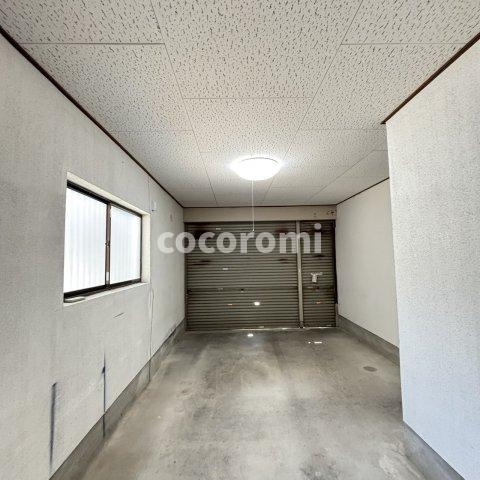 寝屋川平池町リノベ戸建の駐車場