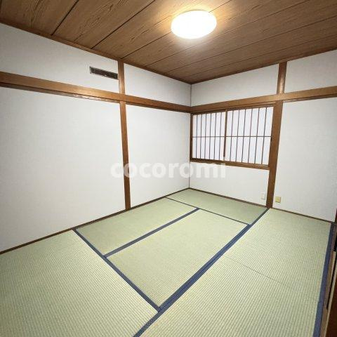 大成町車庫付き戸建の内装