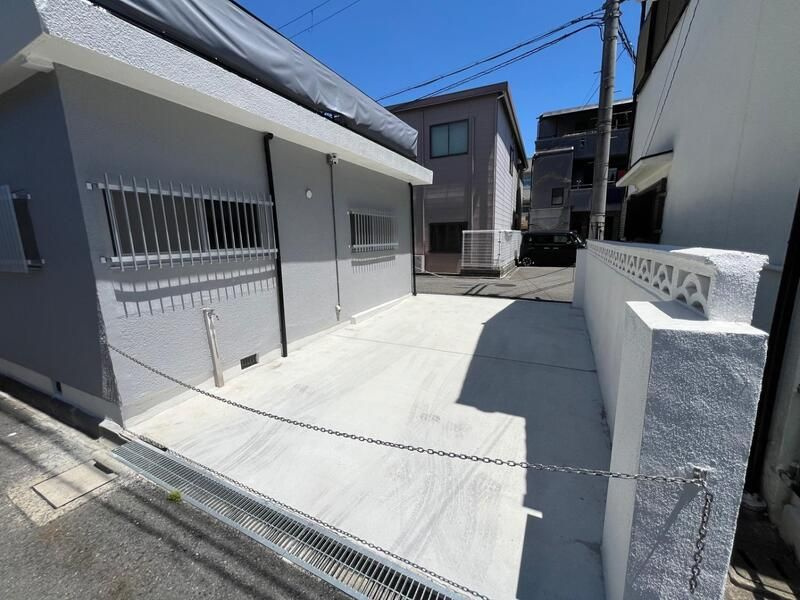 佐太中町戸建の駐車場