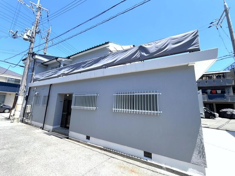佐太中町戸建のエントランス