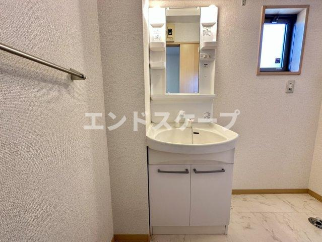 ラ・メゾン・イッコク　Ｂの洗面所|高崎、前橋のお部屋探しはエンドスケープまで！お客様の理想お聞かせ下さい♪