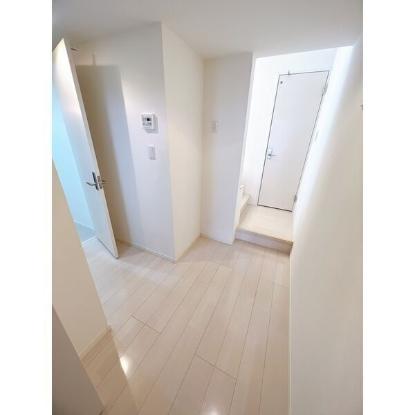 コンフォルタ杉村　名古屋市賃貸　仲介手数料無料の玄関