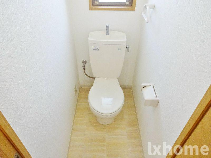 ジュネスト2番館のトイレ|清潔感のあるトイレです