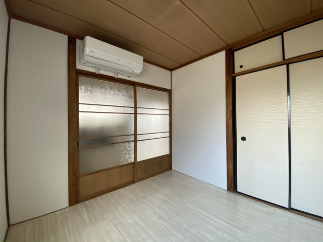 【洋室】 | コンフォルト寝屋川 | 広々とした洋室です