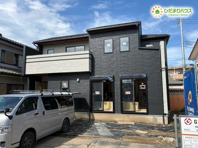 熊谷市別府2丁目　2期　新築一戸建て　ブルーミングガーデン　01