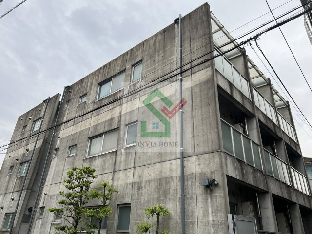 ケイブルームの外観