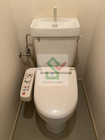 ケイブルームのトイレ