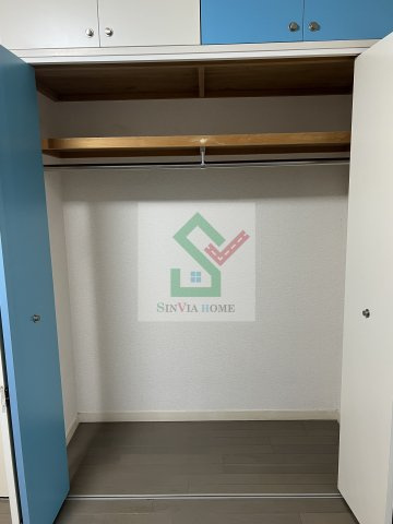 ケイブルームの収納