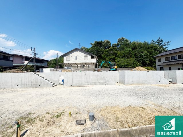 ■枚方市香里ケ丘　第3期　新築一戸建ての外観|周辺は落ち着いた街並みの住宅地！子育てがしやすい住環境です！まだ未完成ですが、現地でしかわからない事もございます。是非一度ご覧ください。