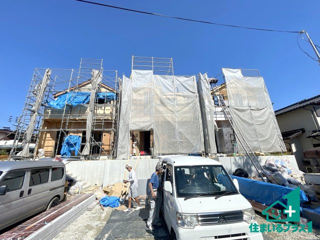 ■枚方市香里ケ丘　第3期　新築一戸建ての外観|周辺は落ち着いた街並みの住宅地！子育てがしやすい住環境です！まだ未完成ですが、現地でしかわからない事もございます。是非一度ご覧ください。