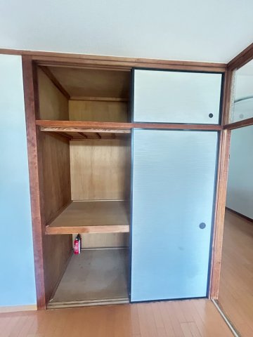 甲子園第３コーポラスの収納