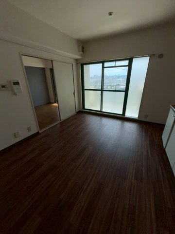 ダンディライオン住吉川の居間・リビング