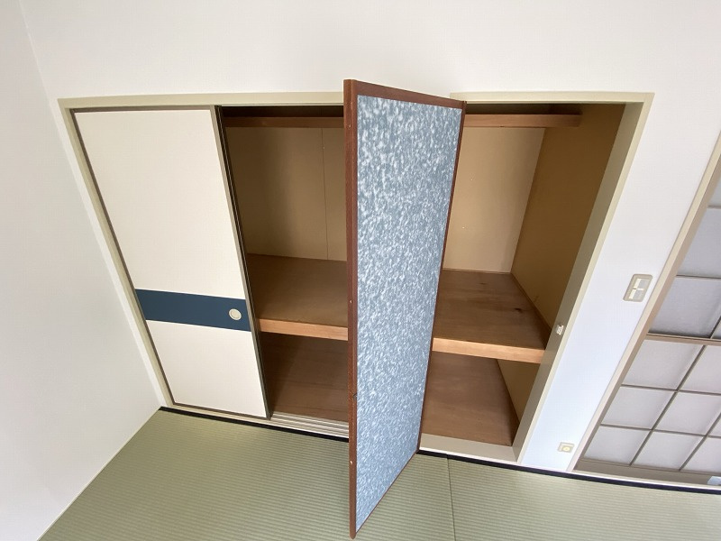 神戸市長田区片山町３丁目のアパートの収納