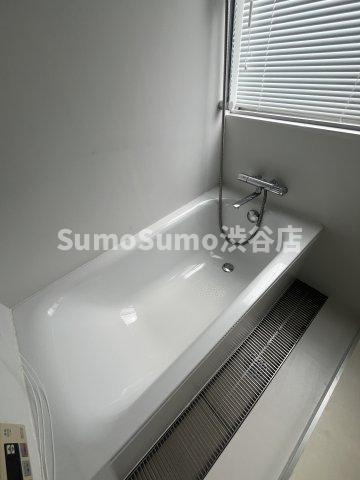 クラールハイト三宿Ⅰの浴室|きれいなお風呂です